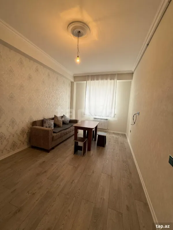 Kirayə verilir 2 otaqlı yeni tikili 65 m²