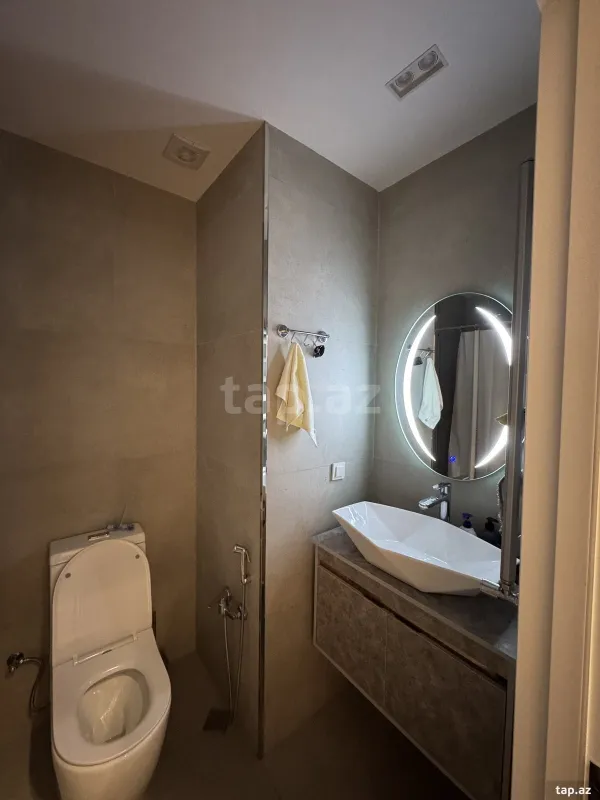 Kirayə verilir 2 otaqlı yeni tikili 60 m²