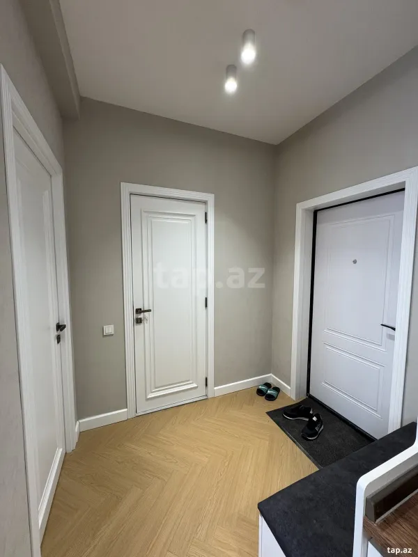 Kirayə verilir 2 otaqlı yeni tikili 60 m²