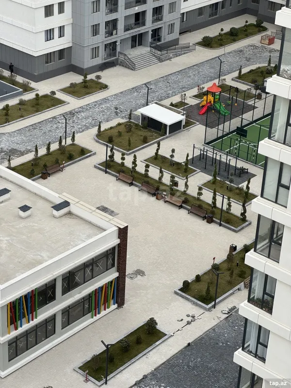 Kirayə verilir 2 otaqlı yeni tikili 60 m²