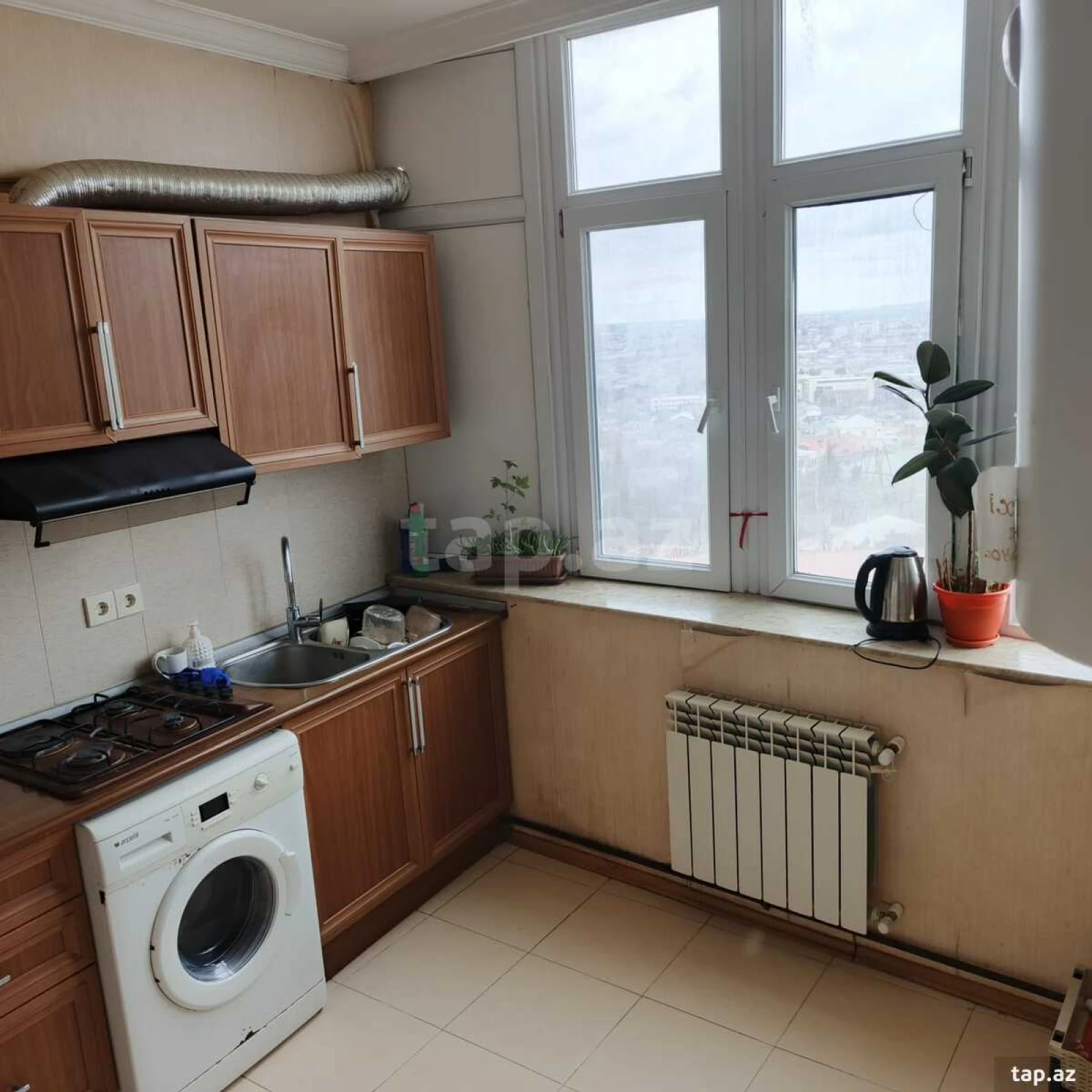 Kirayə verilir 2 otaqlı yeni tikili 60 m²