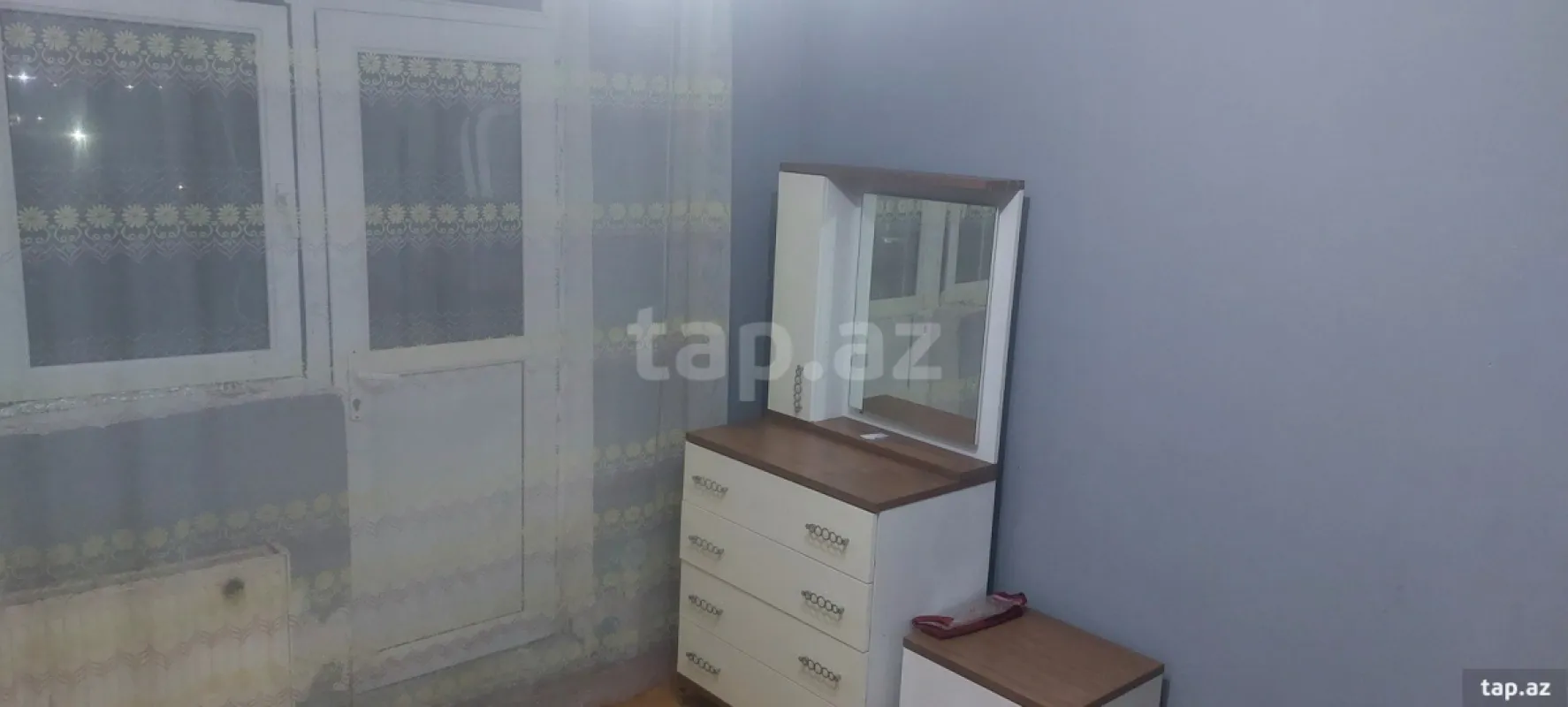 Kirayə verilir 2 otaqlı yeni tikili 75 m²