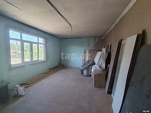 Satılır 7 otaqlı həyət evi