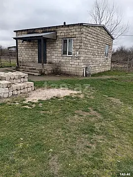 Satılır 2 otaqlı həyət evi — Xaçmaz 2 otaq