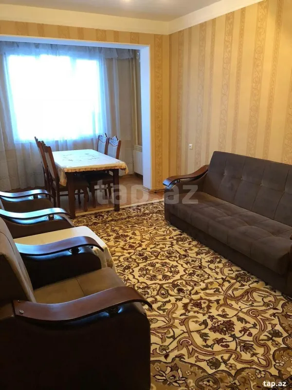 Kirayə verilir 2 otaqlı mənzil 90 m²