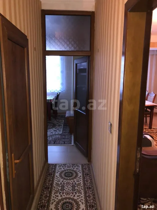 Kirayə verilir 2 otaqlı mənzil 90 m²