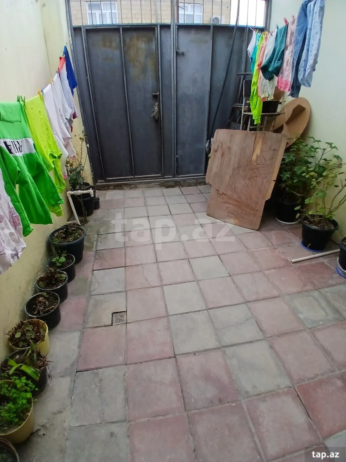 Satılır 3 otaqlı həyət evi