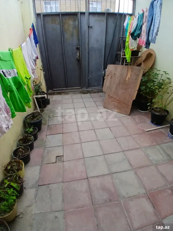 Satılır 3 otaqlı həyət evi