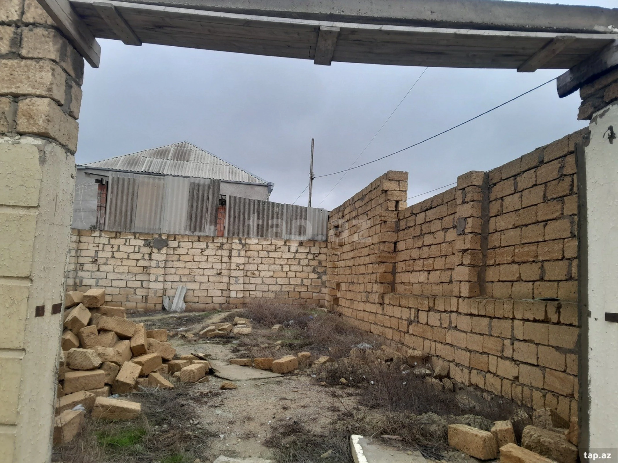 Satılır 1 otaqlı həyət evi