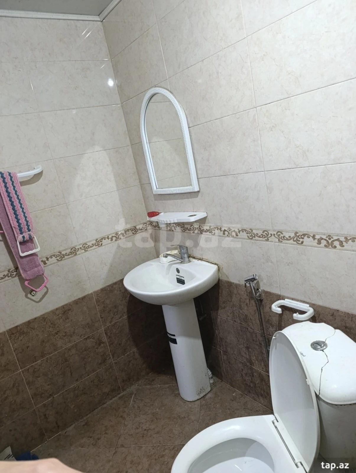 Kirayə verilir 2 otaqlı yeni tikili 60 m²