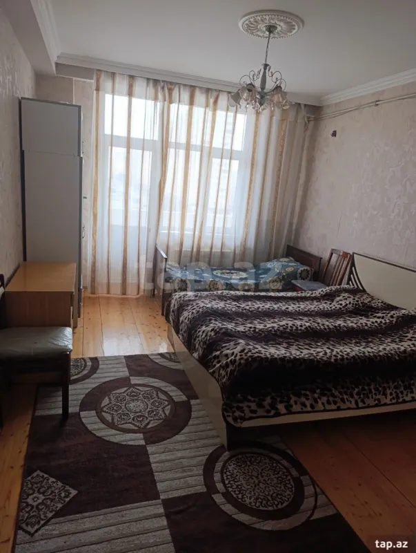 Kirayə verilir 2 otaqlı yeni tikili 60 m²
