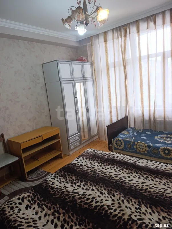 Kirayə verilir 2 otaqlı yeni tikili 60 m²
