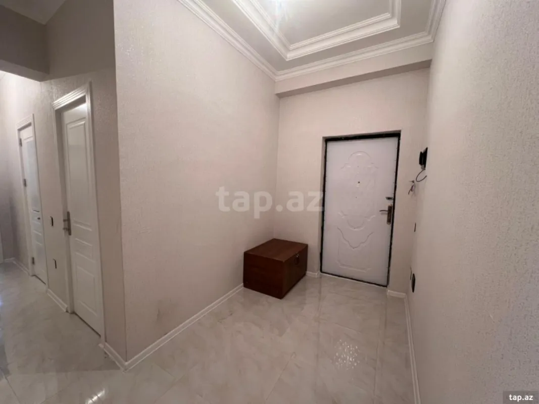 Kirayə verilir 2 otaqlı yeni tikili 70 m²