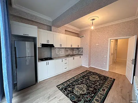 Kirayə verilir 2 otaqlı yeni tikili 70 m²