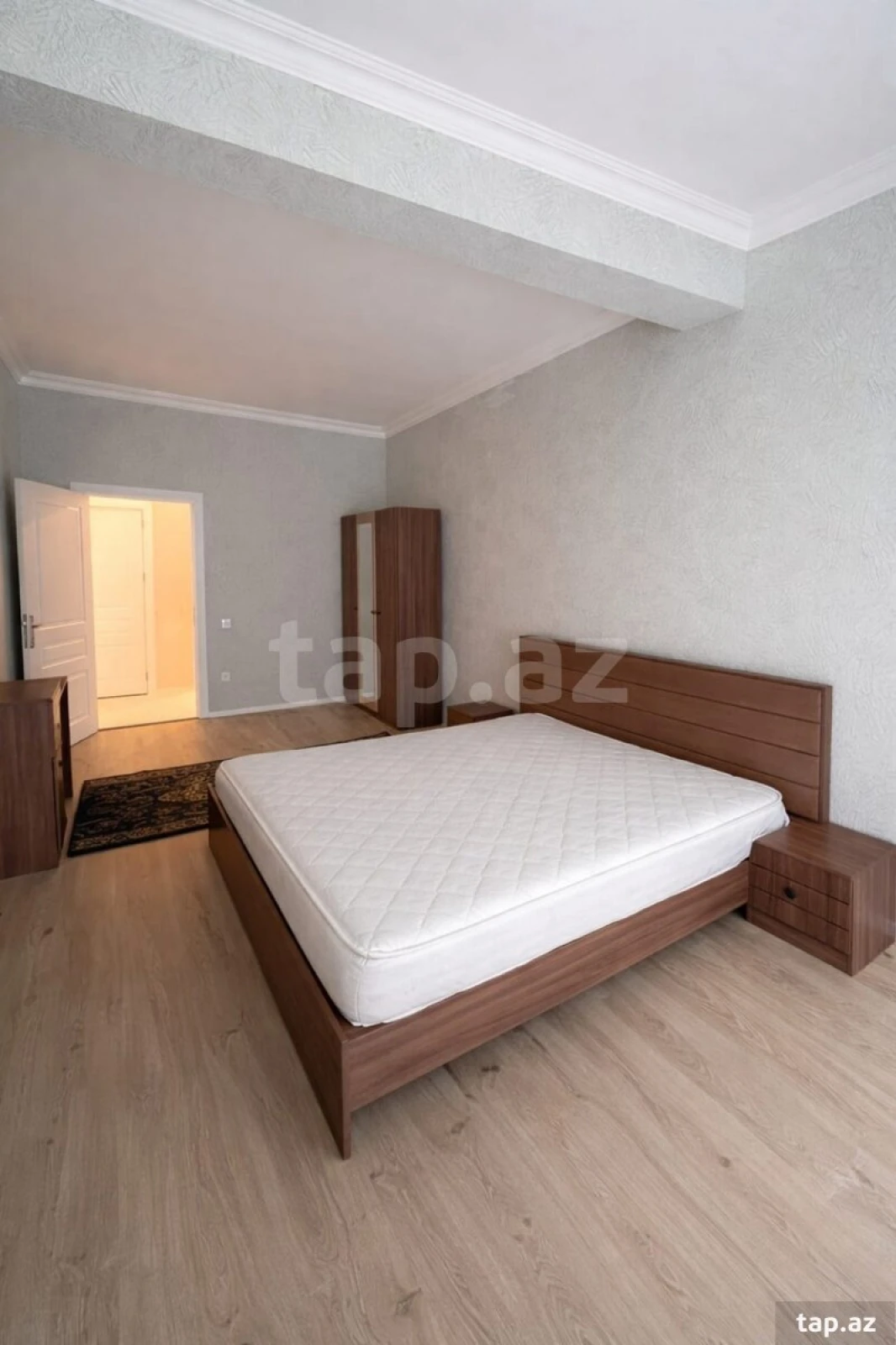 Kirayə verilir 2 otaqlı yeni tikili 70 m²