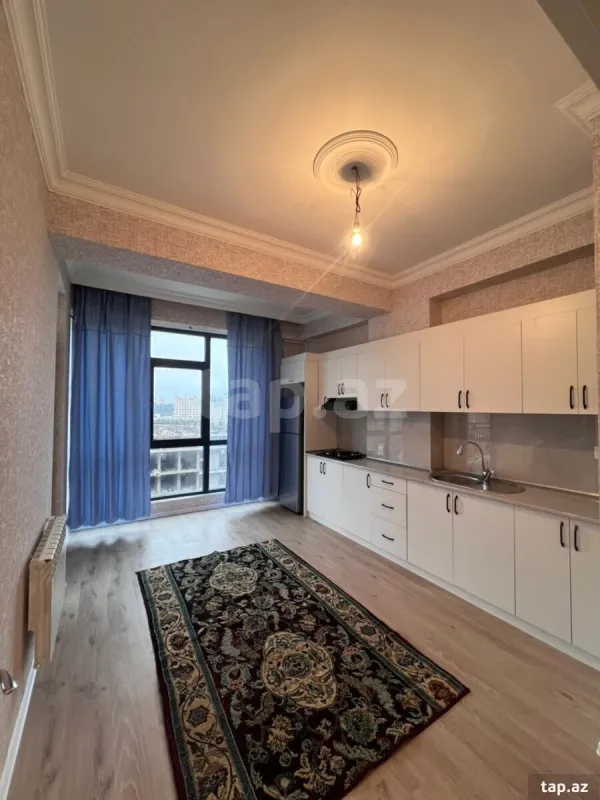 Kirayə verilir 2 otaqlı yeni tikili 70 m²