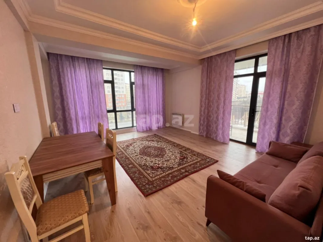 Kirayə verilir 2 otaqlı yeni tikili 70 m²