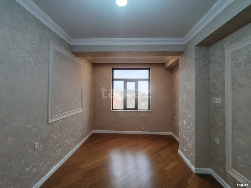 Satılır 4 otaqlı yeni tikili 143 m²