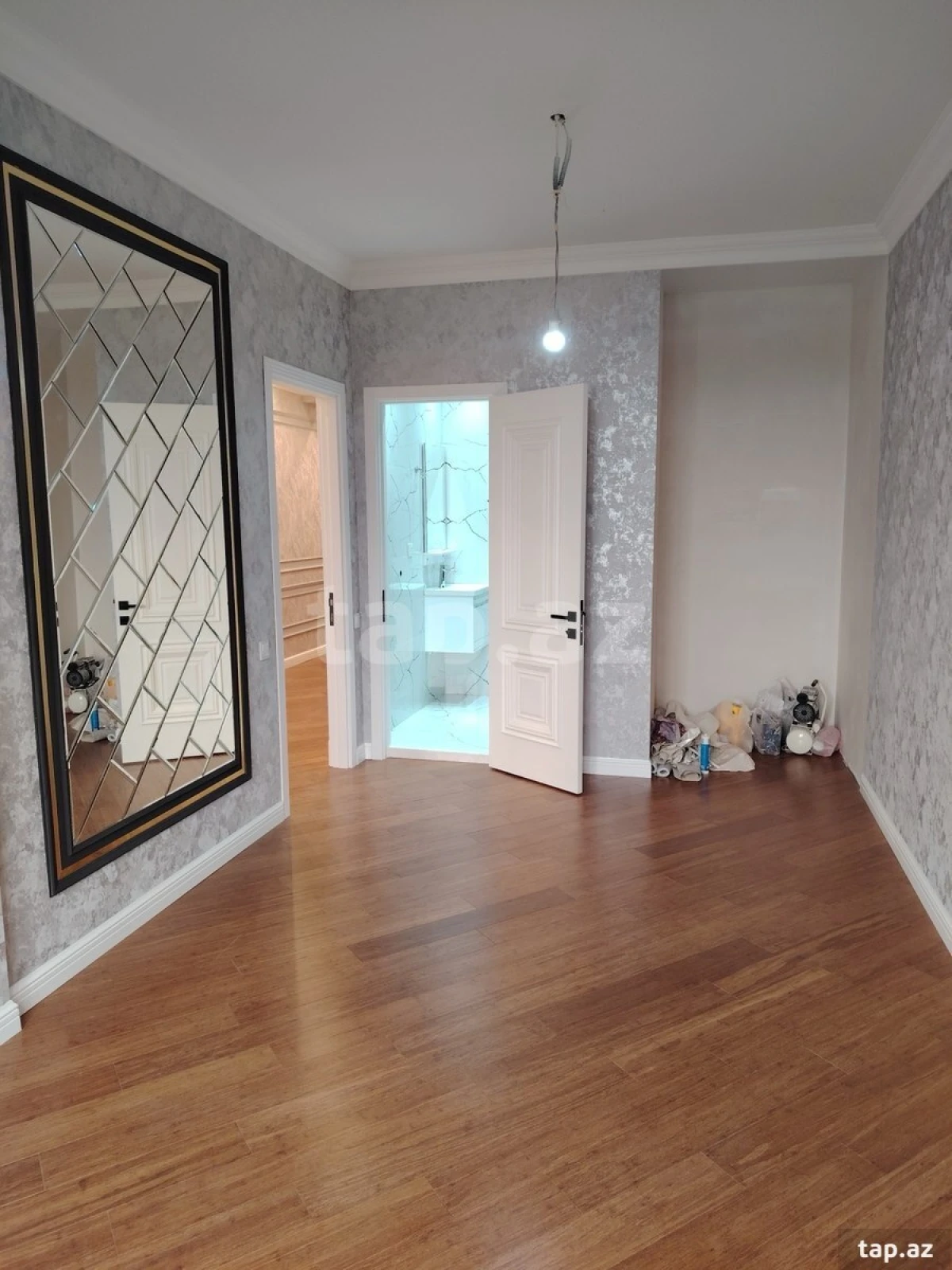 Satılır 4 otaqlı yeni tikili 143 m²