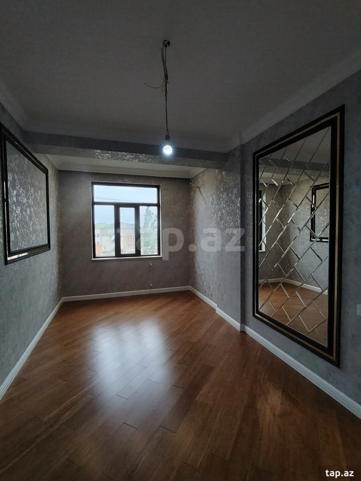 Satılır 4 otaqlı yeni tikili 143 m²