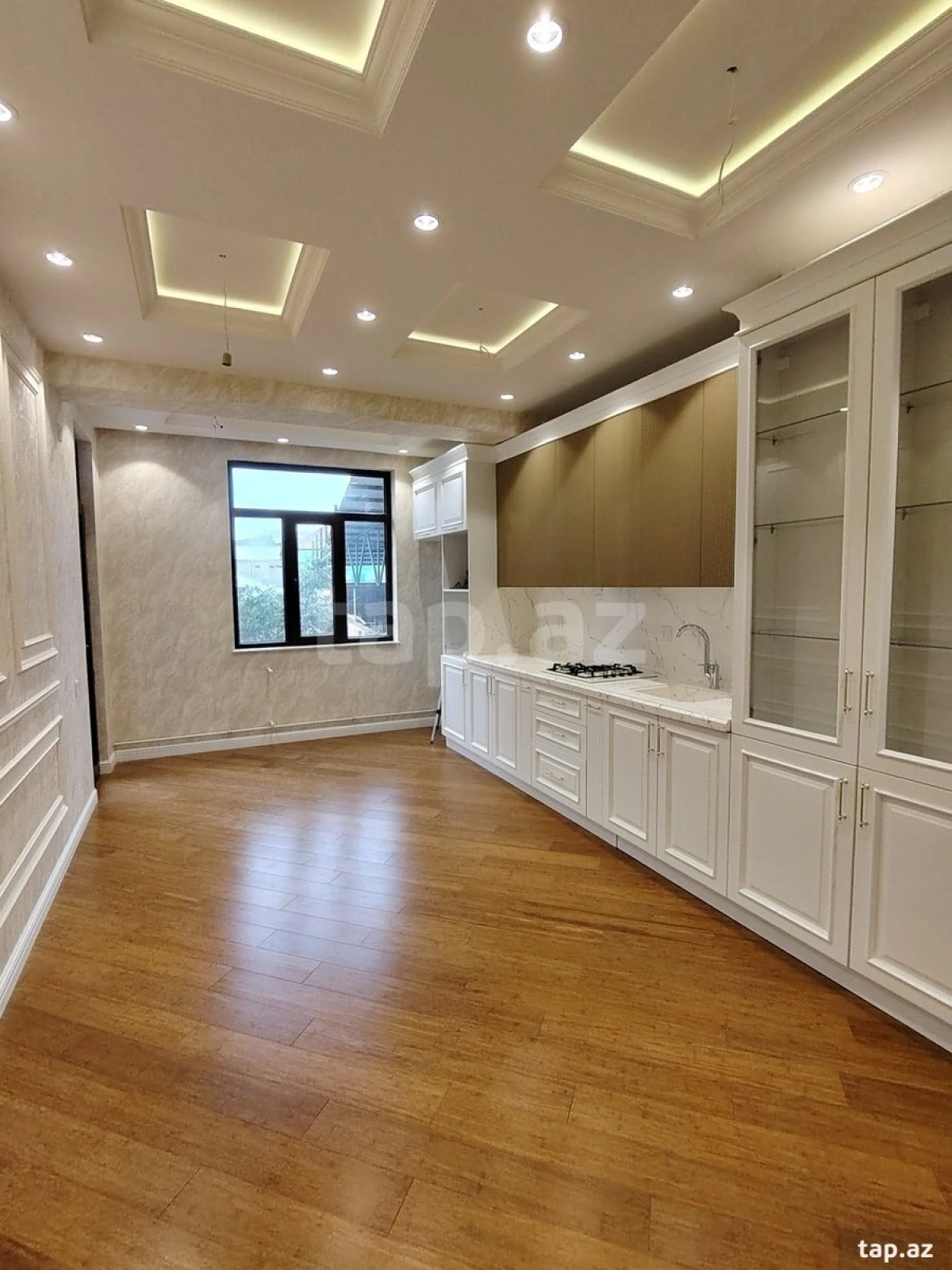 Satılır 4 otaqlı yeni tikili 143 m²