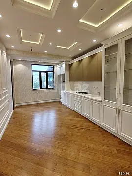 Satılır 4 otaqlı yeni tikili 143 m²