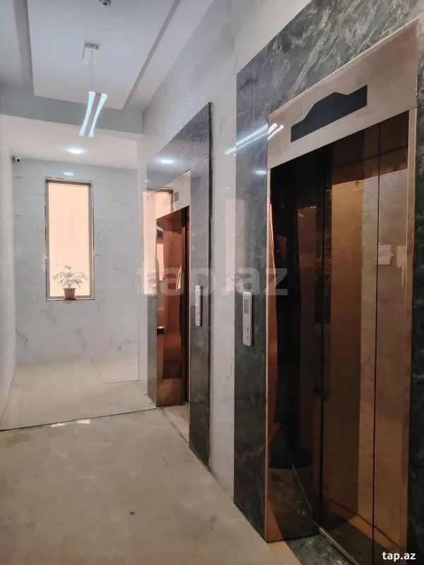Satılır 4 otaqlı yeni tikili 143 m²