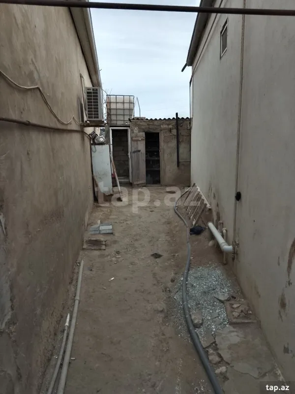 Satılır 3 otaqlı həyət evi 100 m²