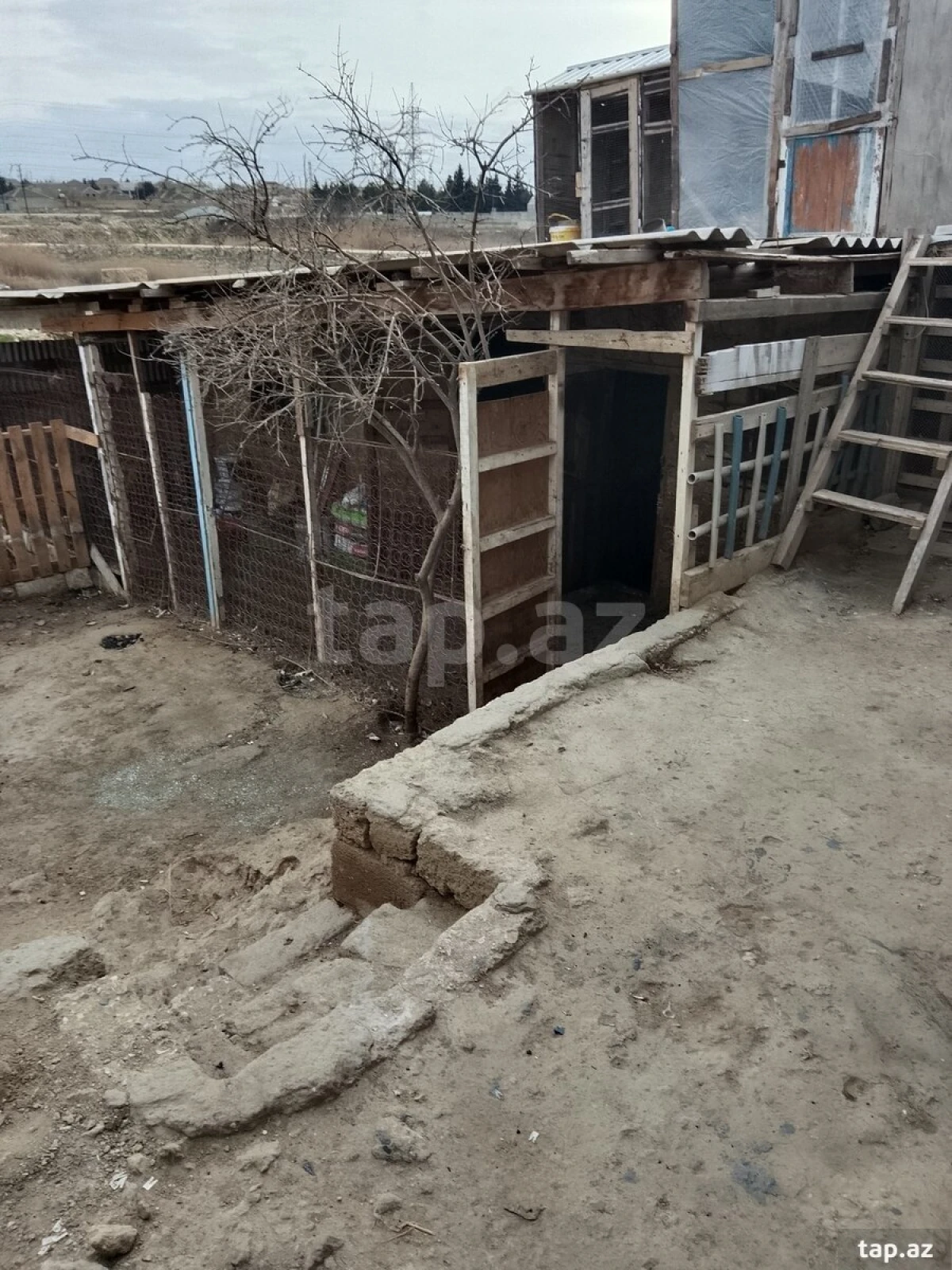 Satılır 3 otaqlı həyət evi 100 m²