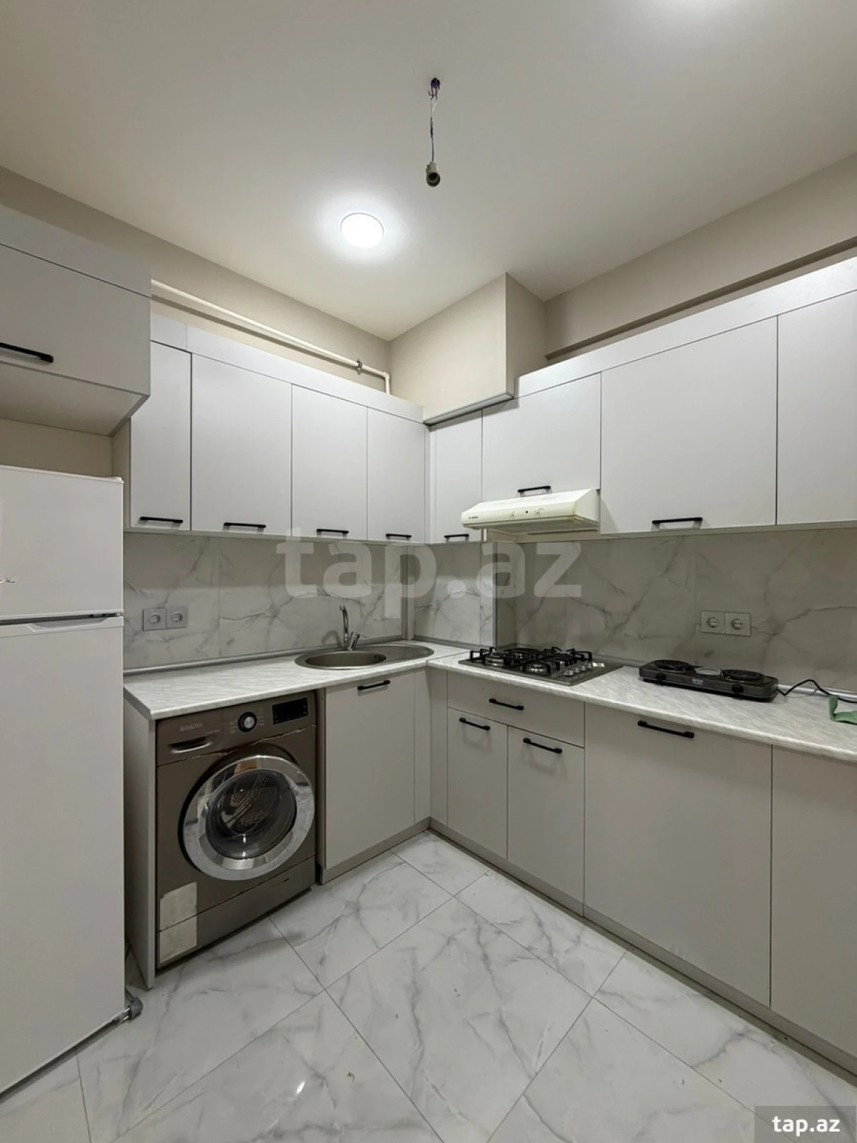 Satılır 3 otaqlı yeni tikili 54 m²