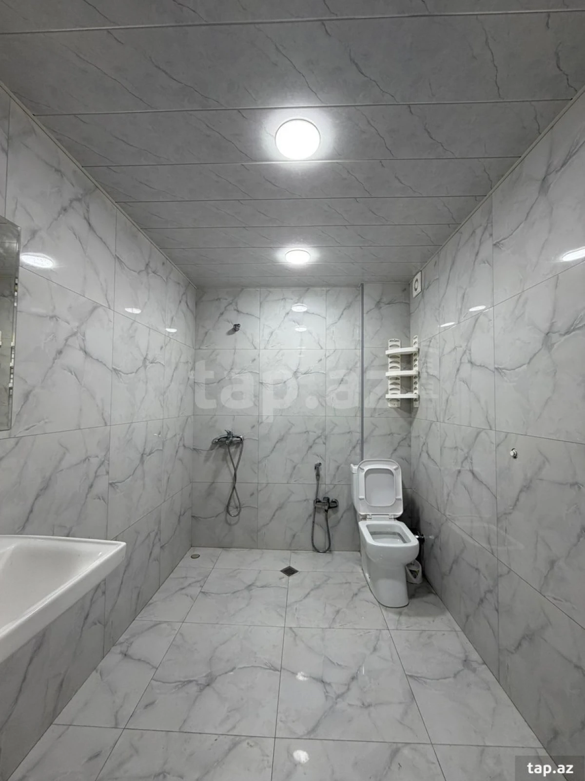 Satılır 3 otaqlı yeni tikili 54 m²