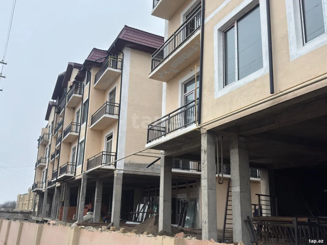 Satılır 2 otaqlı mənzil 65 m²