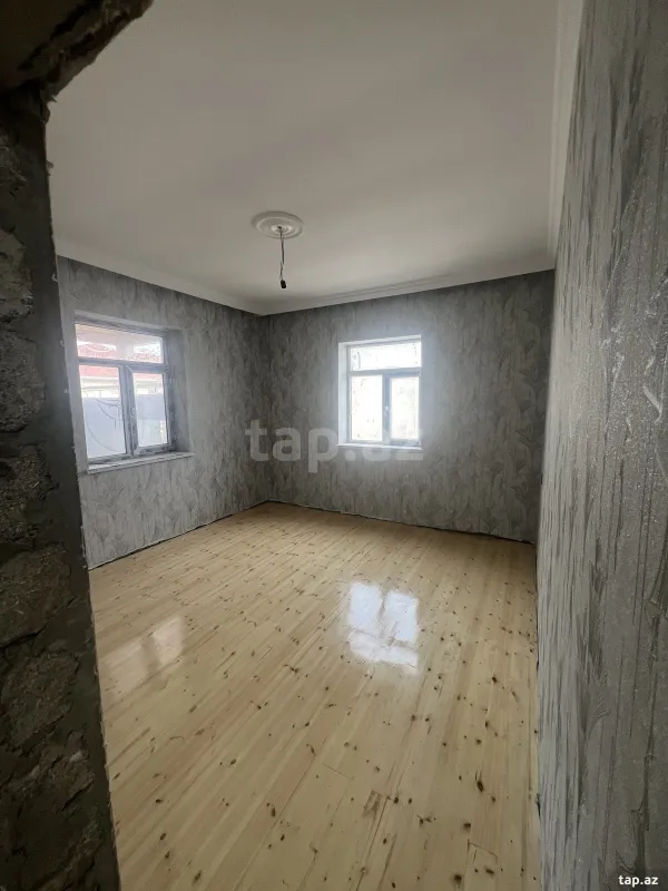 Satılır 3 otaqlı həyət evi