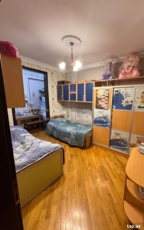 Satılır 3 otaqlı yeni tikili 110 m²