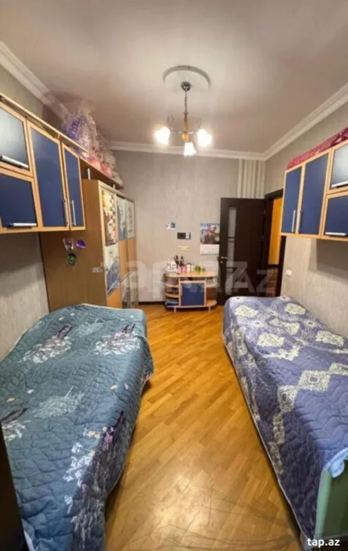 Satılır 3 otaqlı yeni tikili 110 m²