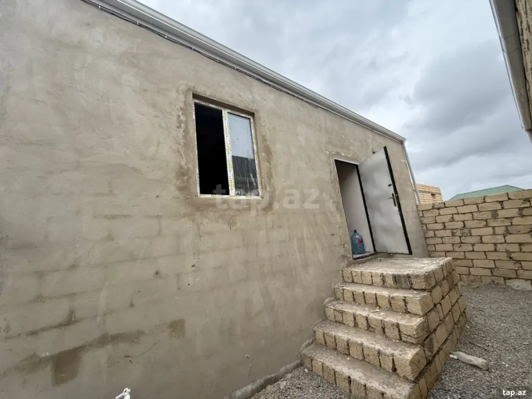 Satılır 2 otaqlı həyət evi 50 m²