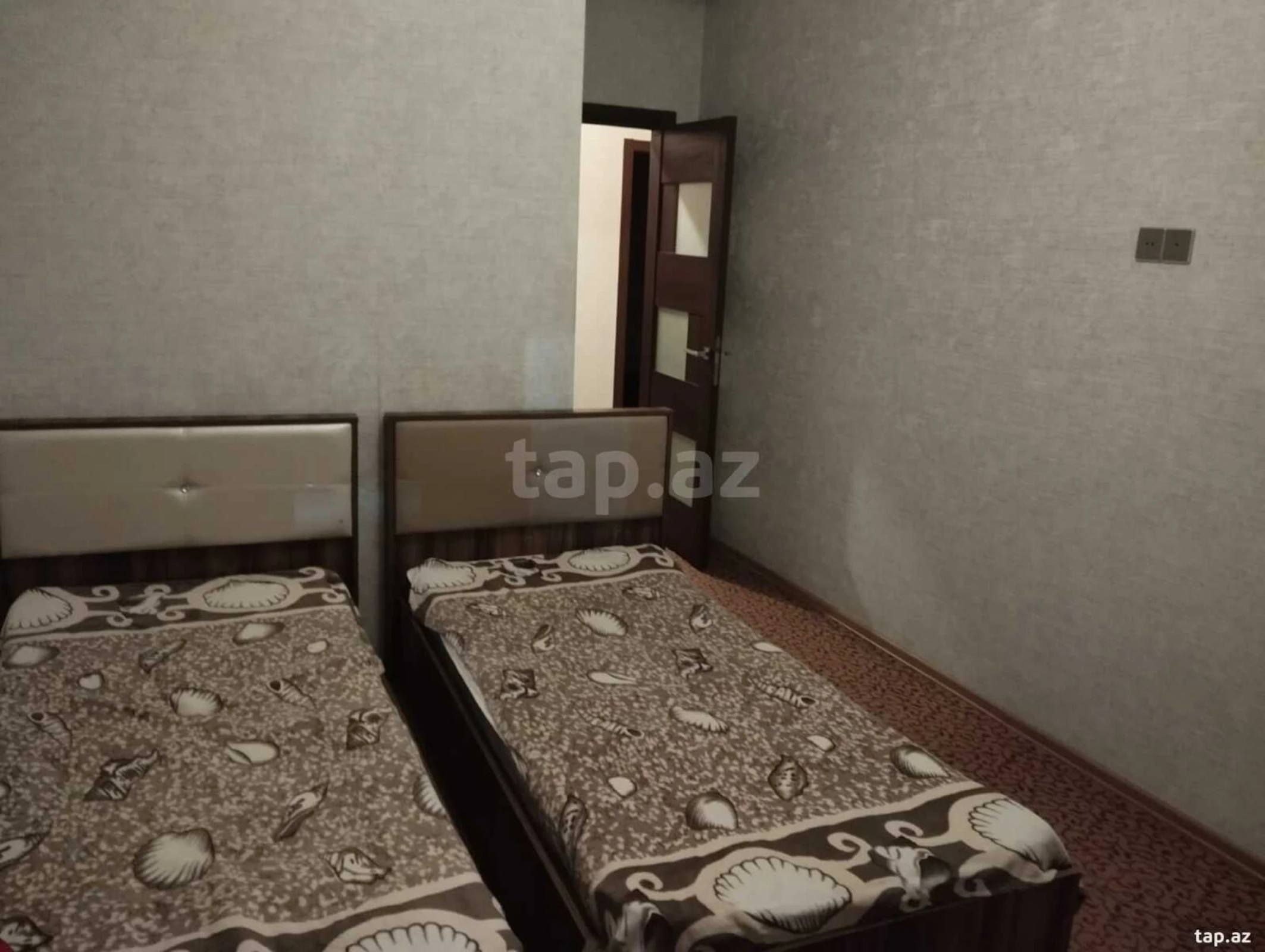 Kirayə verilir 3 otaqlı yeni tikili 100 m²