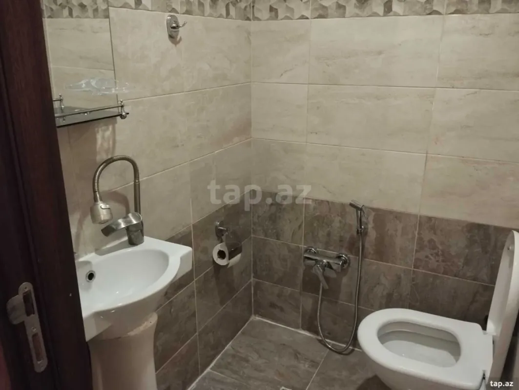 Kirayə verilir 3 otaqlı yeni tikili 100 m²