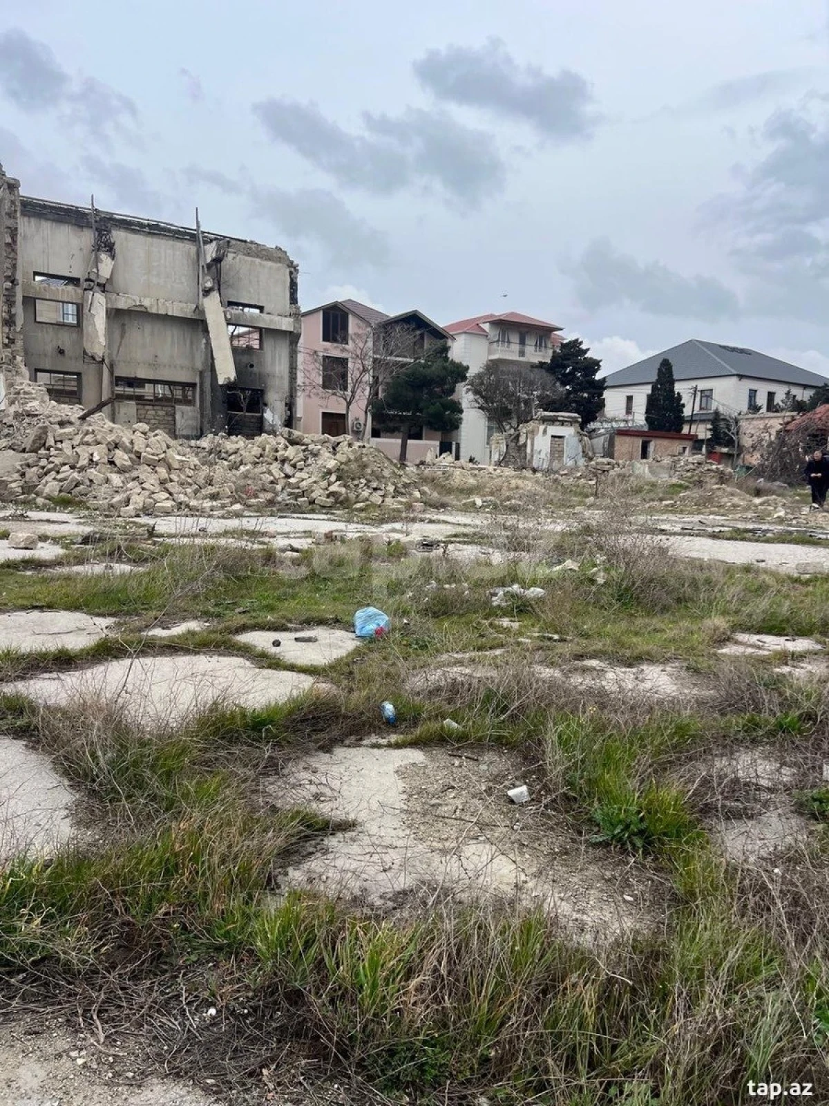 Satılır torpaq sahəsi