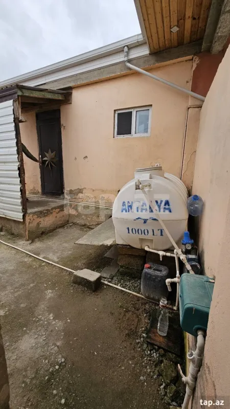 Satılır 1 otaqlı həyət evi