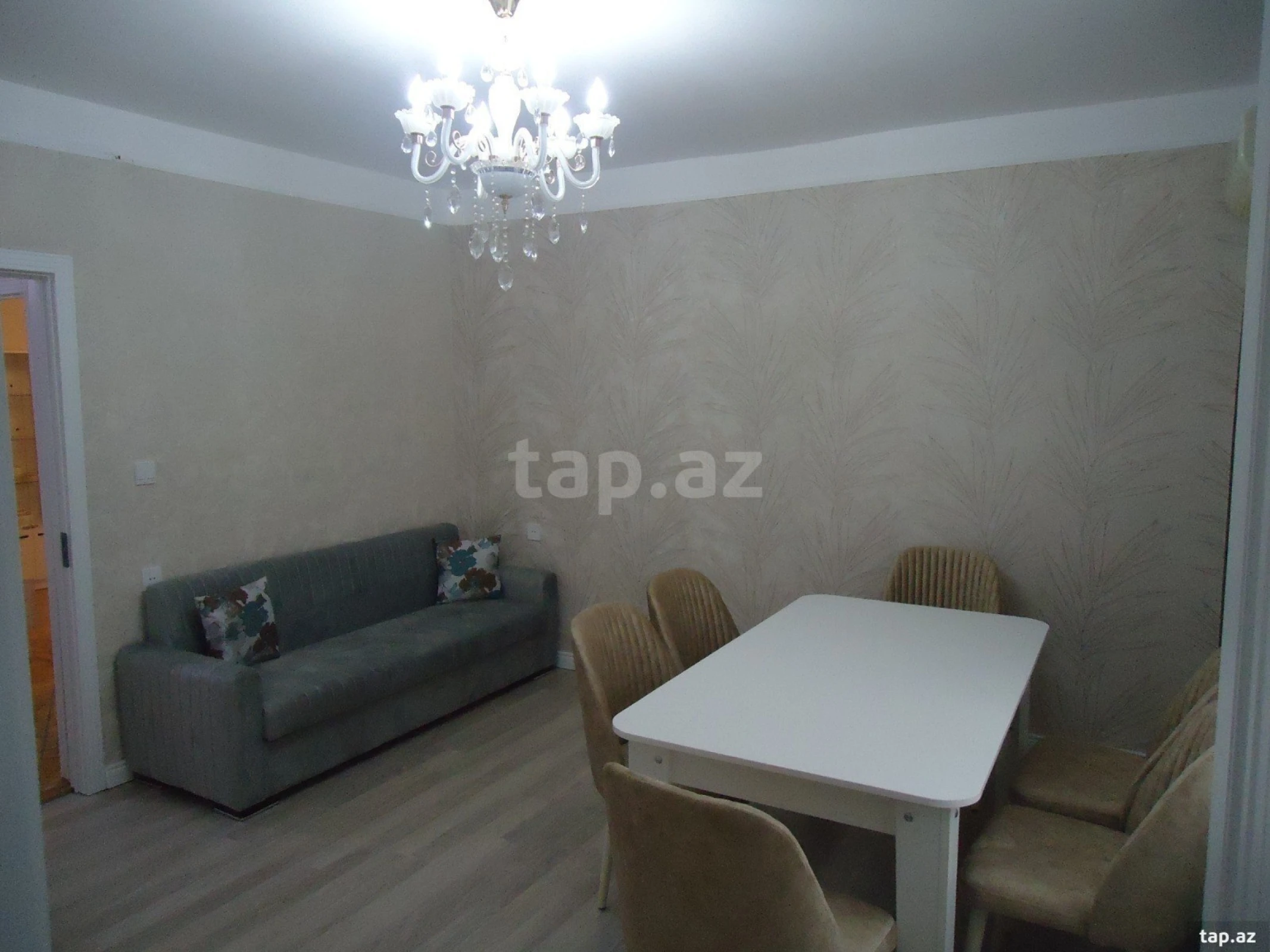 Kirayə verilir 4 otaqlı mənzil 126 m²
