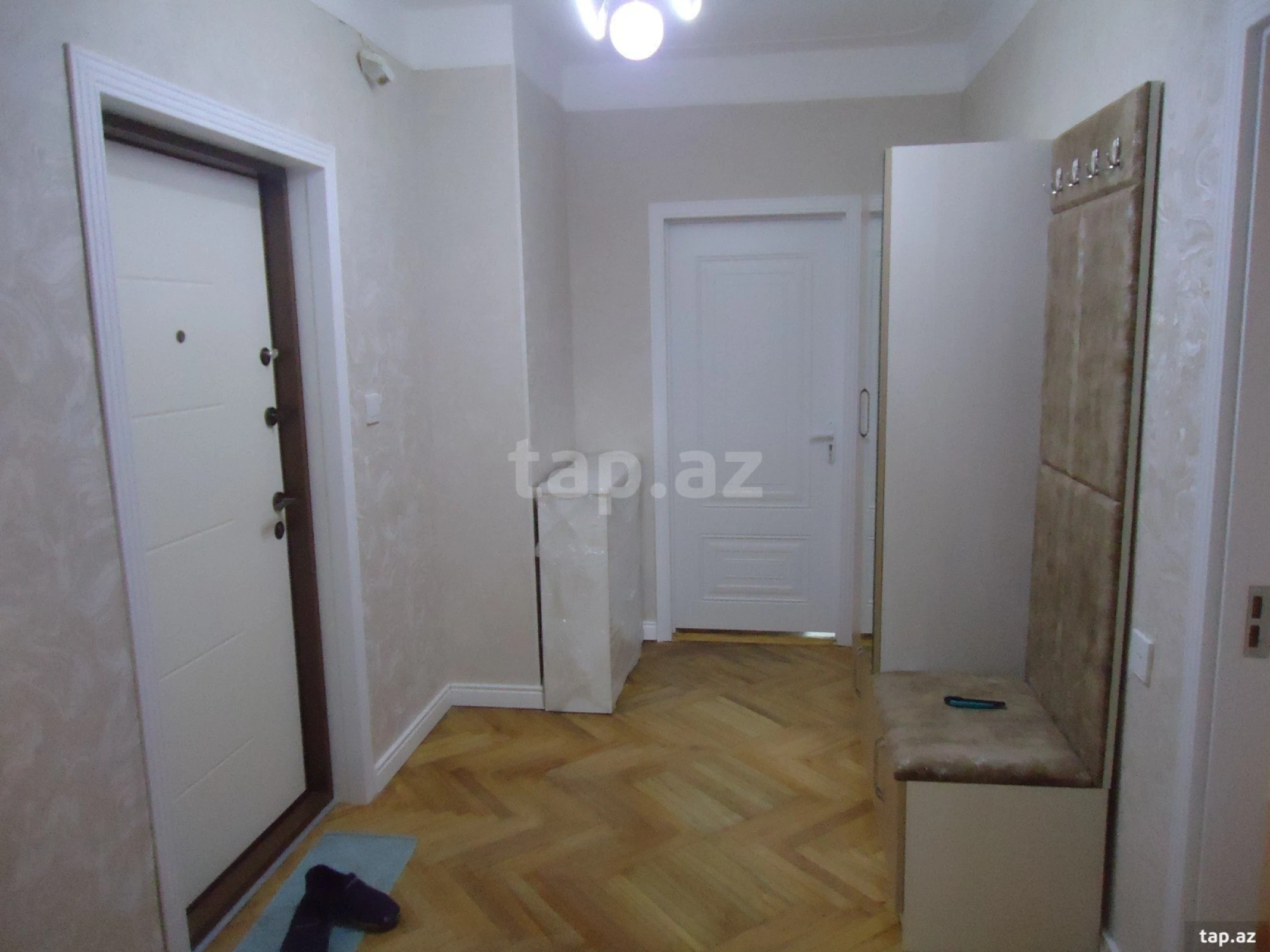 Kirayə verilir 4 otaqlı mənzil 126 m²