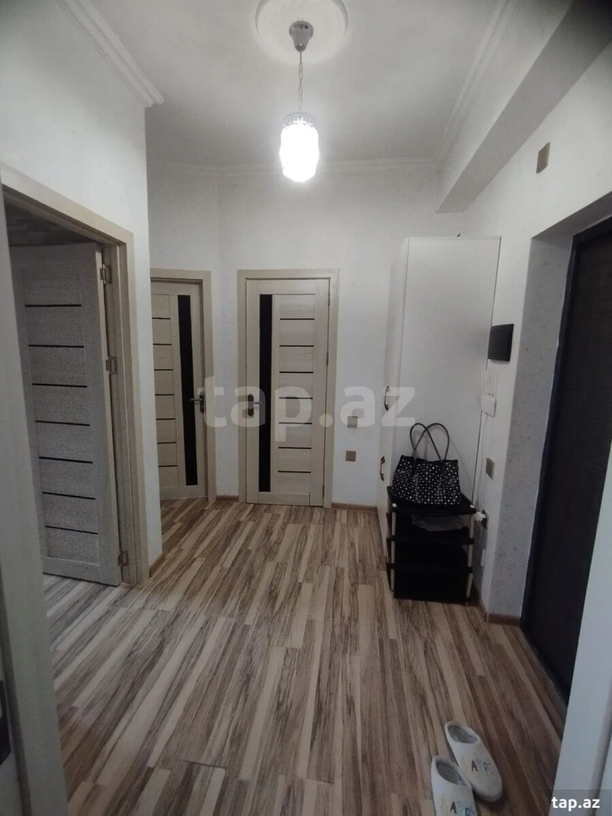 Kirayə verilir 2 otaqlı yeni tikili 65 m²