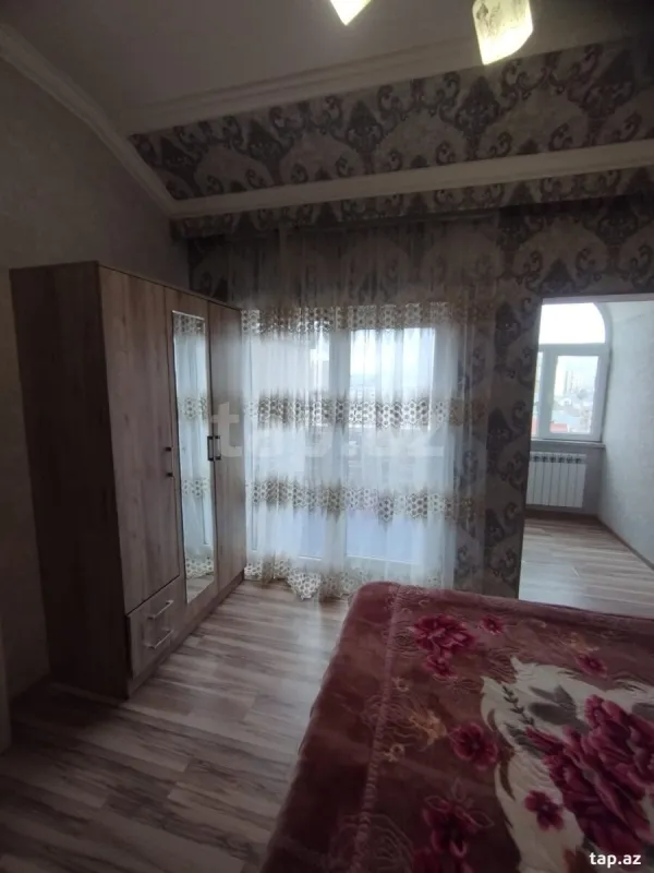 Kirayə verilir 2 otaqlı yeni tikili 65 m²