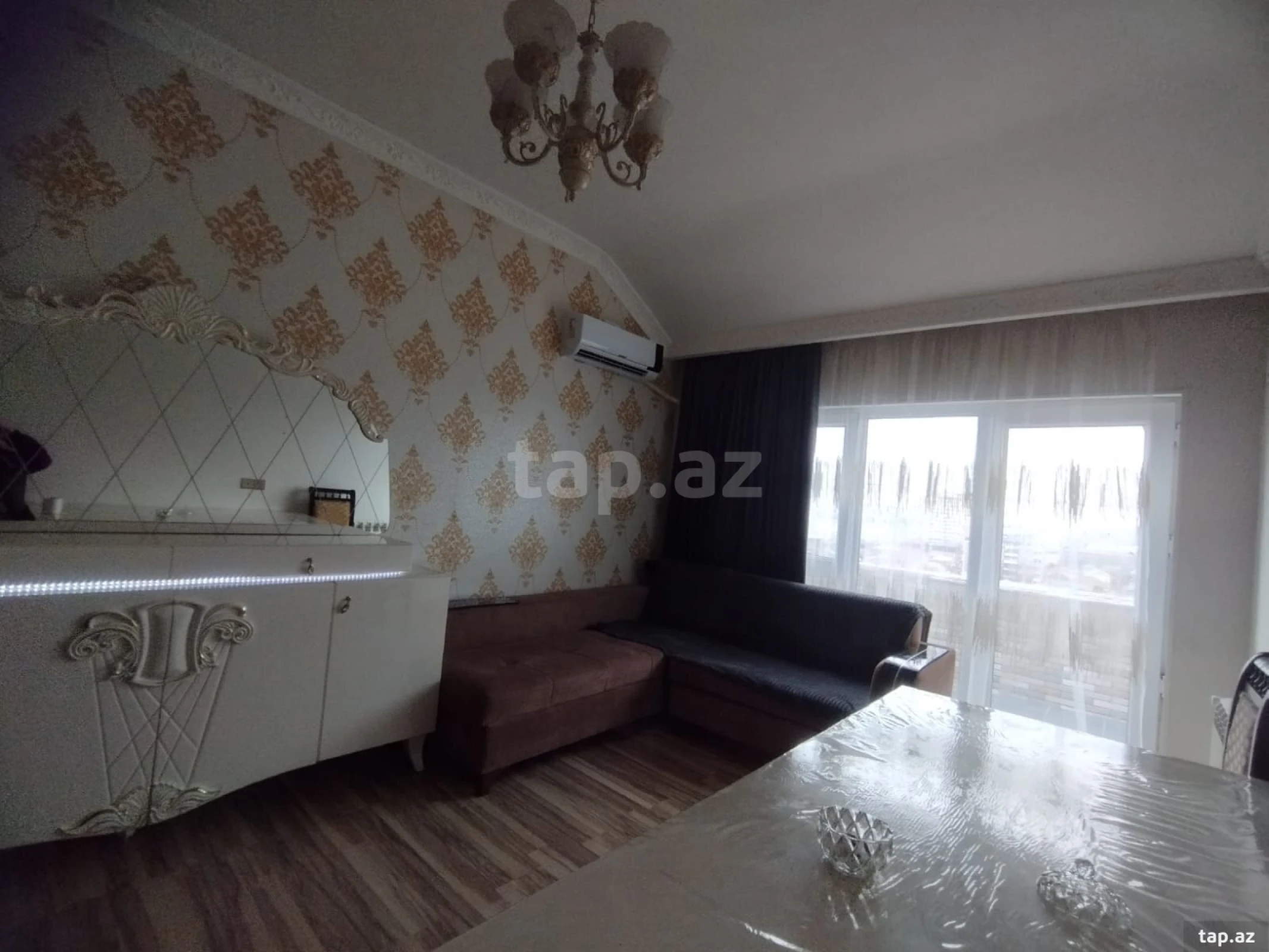 Kirayə verilir 2 otaqlı yeni tikili 65 m²