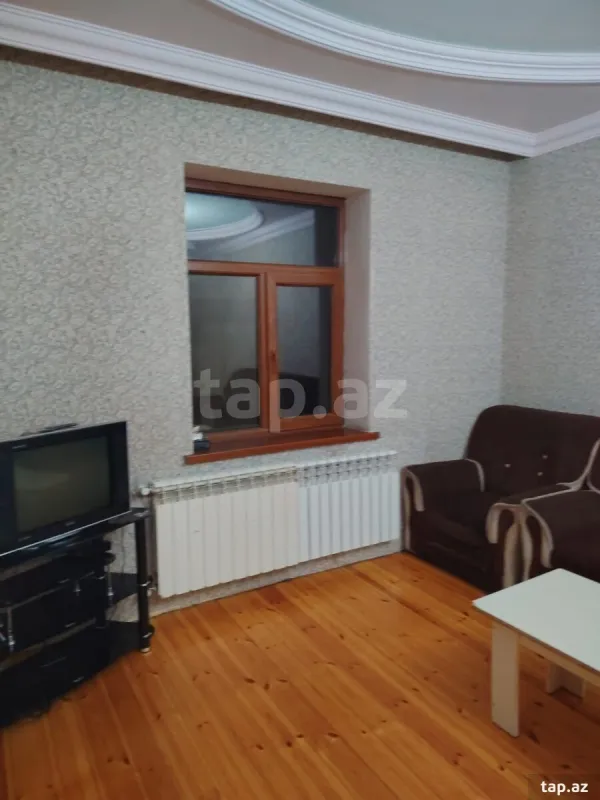 Kirayə verilir 2 otaqlı həyət evi