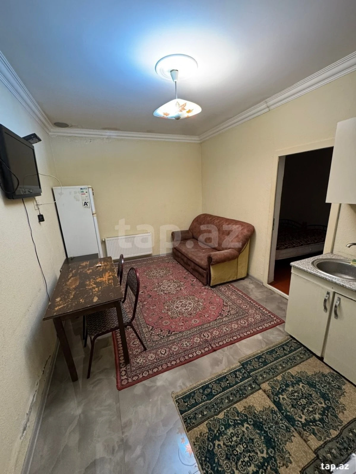 Kirayə verilir 2 otaqlı həyət evi