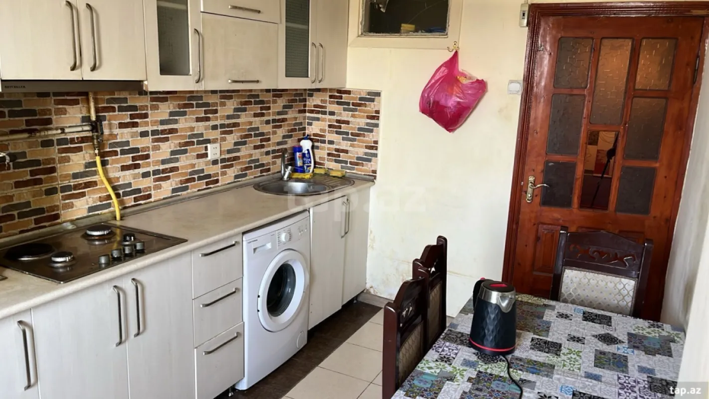Kirayə verilir 2 otaqlı mənzil 56 m²