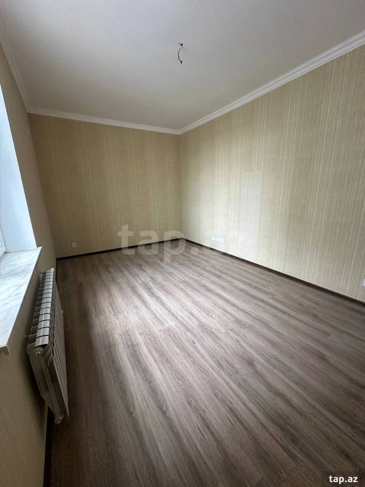 Satılır 3 otaqlı yeni tikili 77 m²