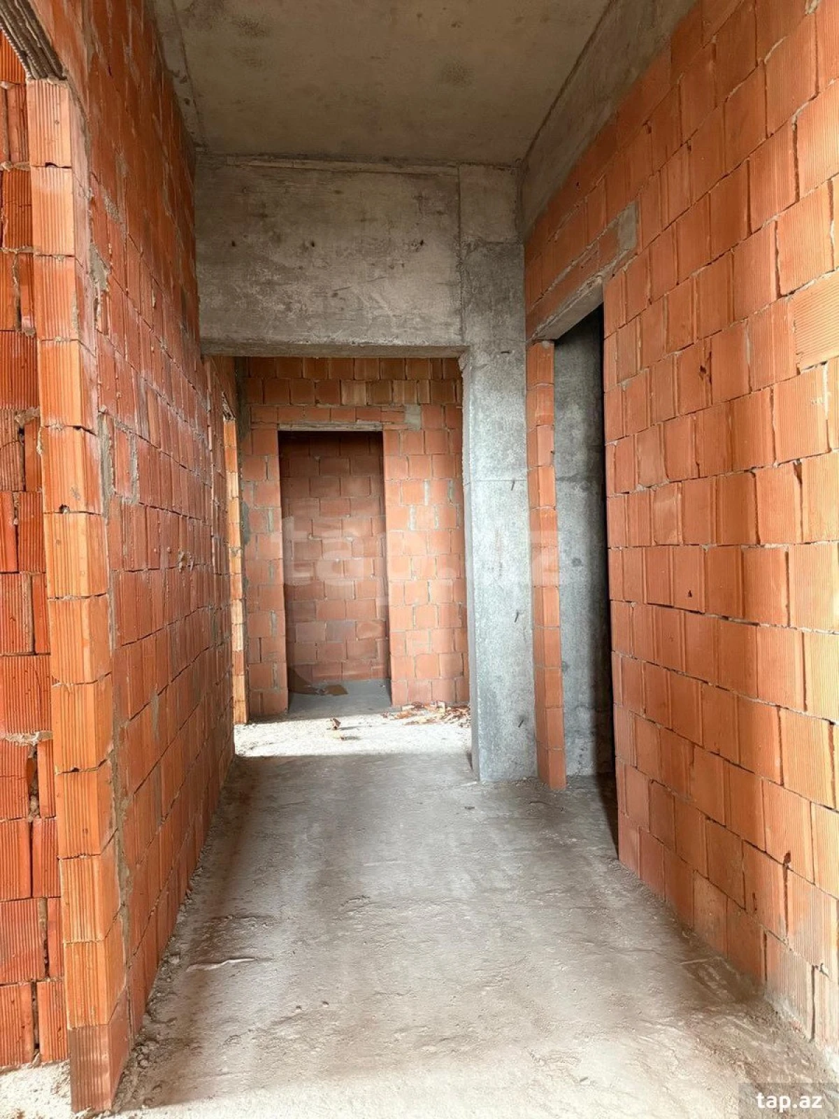 Satılır 2 otaqlı yeni tikili 91.5 m²